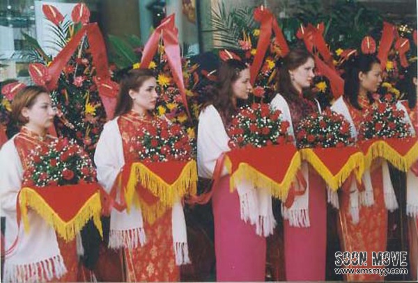 福建外籍庆典剪彩礼仪小姐