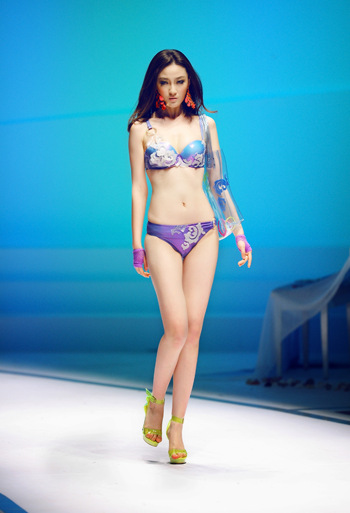 2014年厦门SM广场春夏时装周惊艳模特内衣秀
