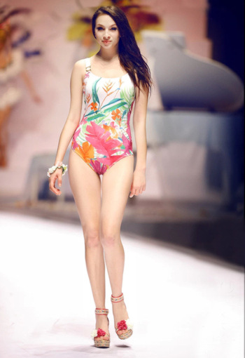 第5届SM新生活广场春夏时装周模特8