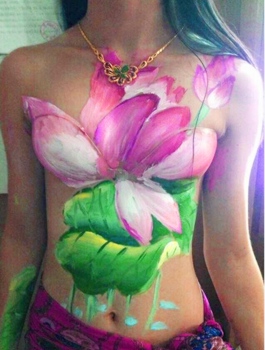 漳州龙海华昌珠宝开业现场人体彩绘2