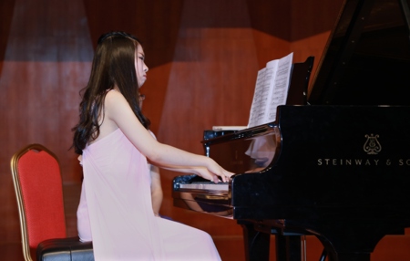 厦门音乐会陈若滢钢琴演奏2