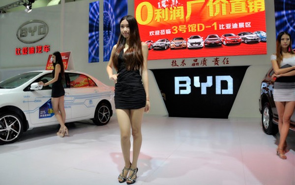 泉州南安国际车展靓丽车模 (6)