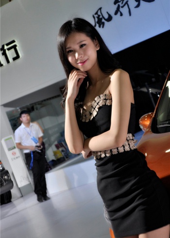 泉州南安国际车展靓丽车模 (7)