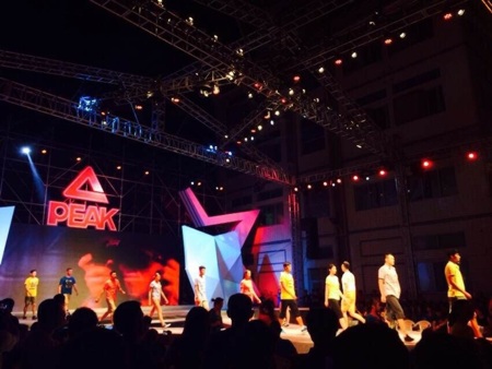 匹克新品发布会模特走秀4