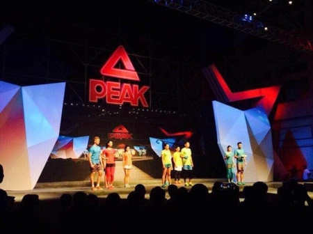 匹克新品发布会模特走秀6