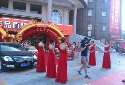 泉州惠安远梦床品开业迎宾礼仪小姐