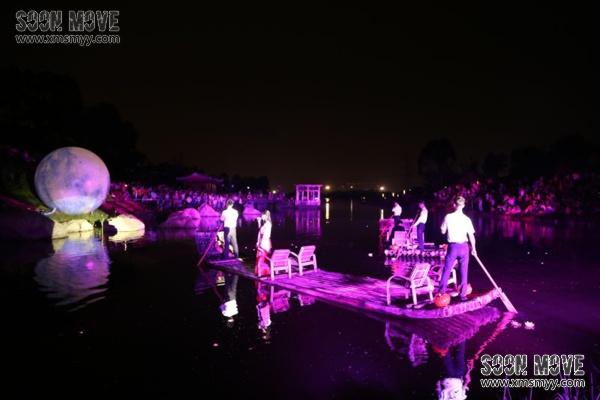 泉州世贸·紫茂府萤火虫放飞活动现场8