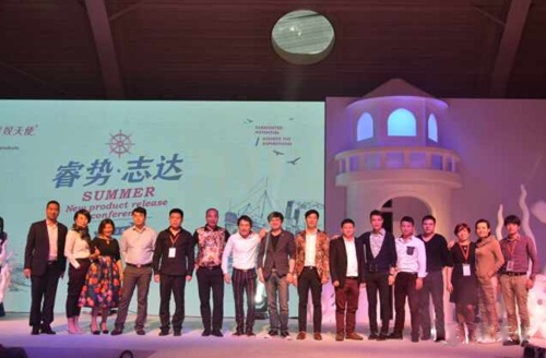 （新闻发布）魅力模特闪耀雅奴天使2015夏季新品发布会